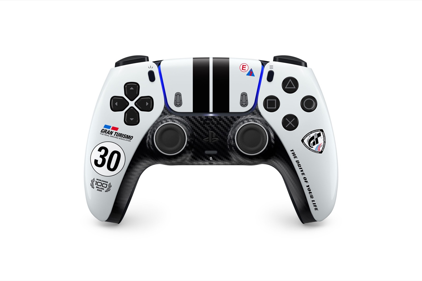 Manette DualSense Gran Turismo Edition limitee, blanche avec bandes de course noires, facade fibre de carbone et logo Gran Turismo