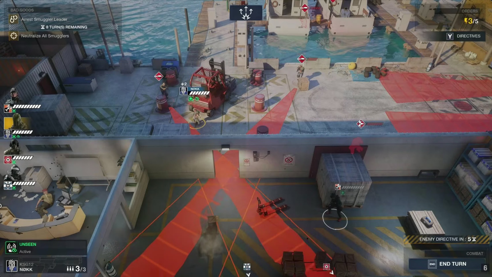 Capture d'écran de gameplay de Rainbow Six Tactics, vue tactique en surplomb avec l'opératrice Nøkk sur les docks