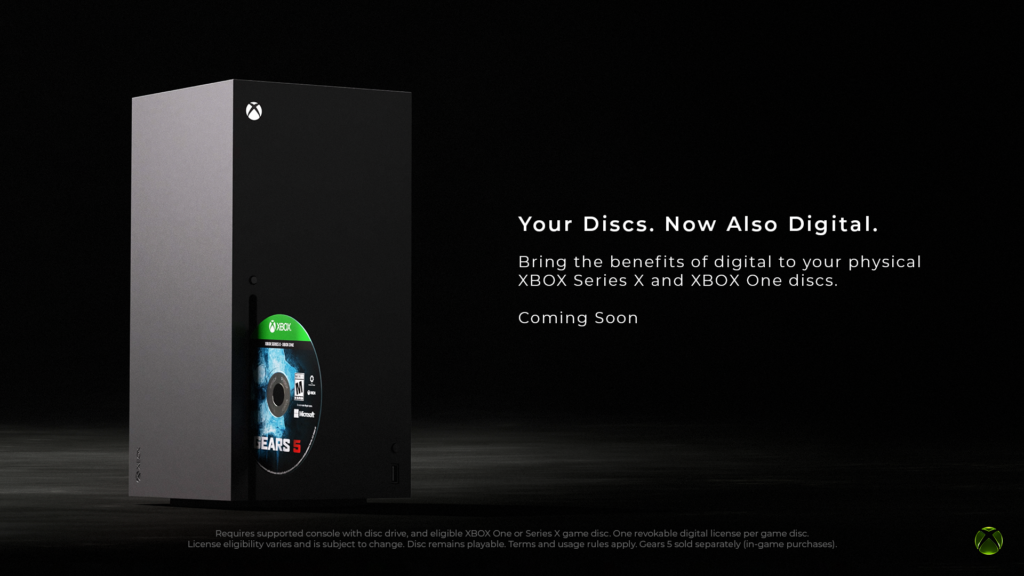 Console Xbox Series X et un disque de jeu, visuel officiel de l'annonce Your Discs. Now Also Digital.