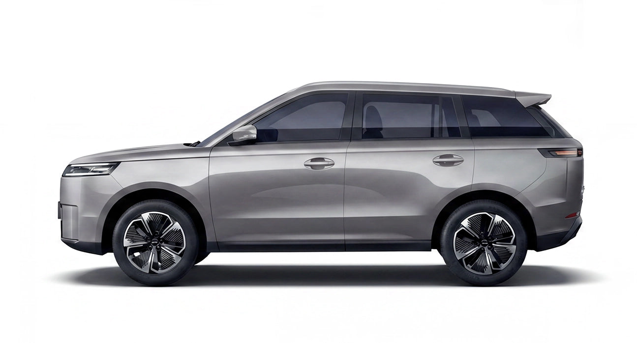 Profil d'un SUV electrique Jaecoo, marque du groupe Chery, sur fond blanc