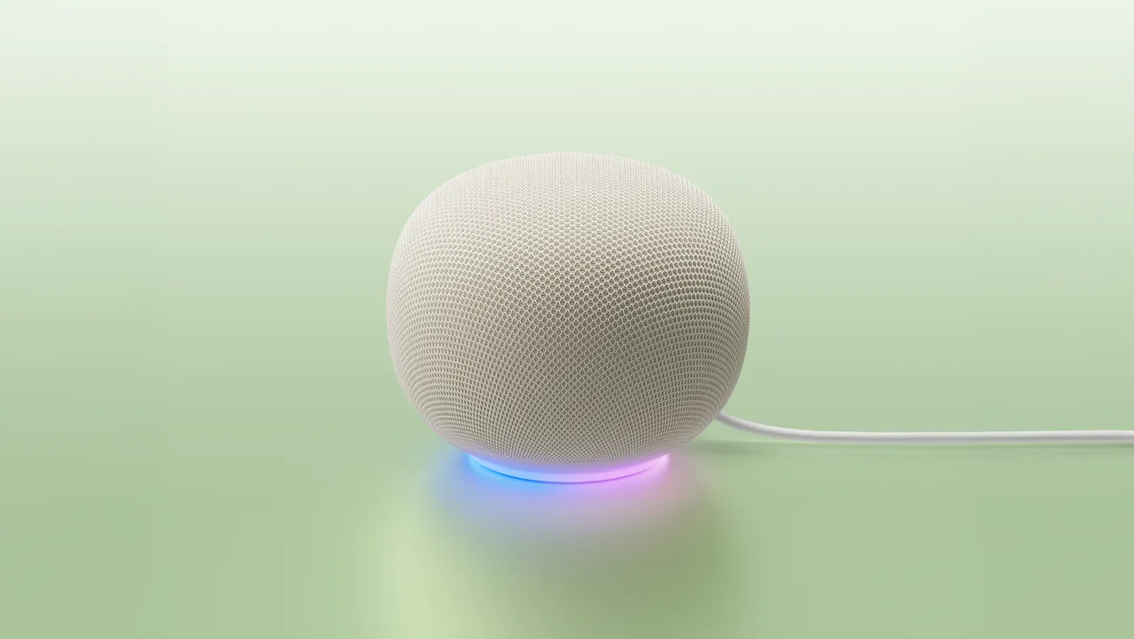 Enceinte connectée Google Home Speaker coloris Porcelaine, animée par l'assistant Gemini