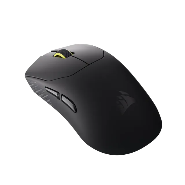 Souris gaming sans fil Corsair SABRE v3 PRO noire, vue de trois quarts