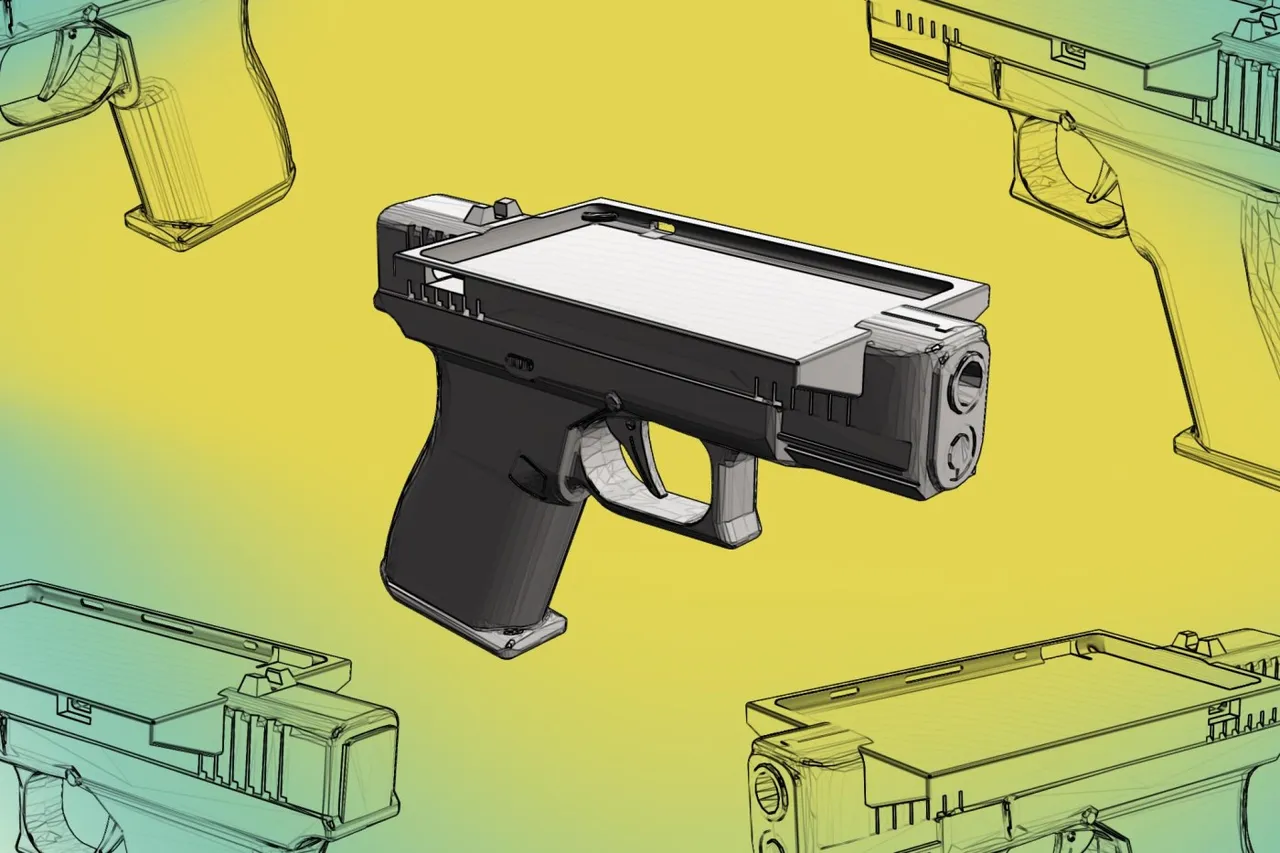 Coque de liseuse imprimee en 3D en forme de pistolet, avec la liseuse posee sur la glissiere