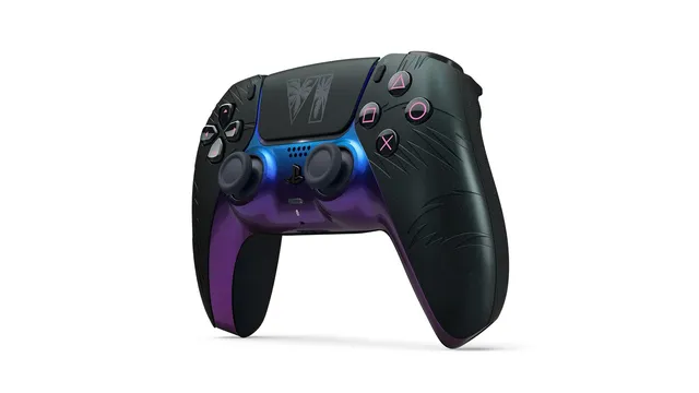 Manette DualSense PS5 édition limitée Grand Theft Auto VI noire, finition irisée violet-bleu avec logo VI et palmiers
