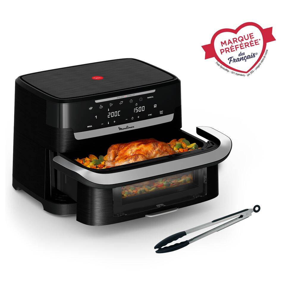 Friteuse sans huile Moulinex Ever Fry Dual Flex noire, tiroir ouvert avec un poulet roti et des legumes, pince de cuisine a cote